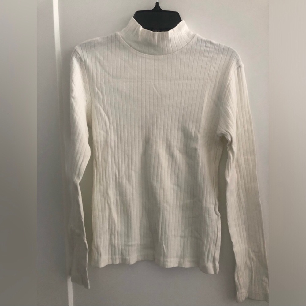 White Ribbed Turtleneck